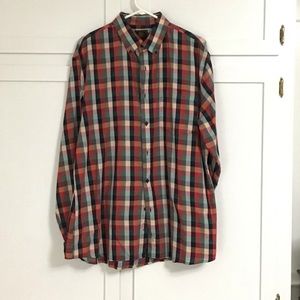 F/X Fusion Men’s casual button down shirt. Size XL. Great Condition.